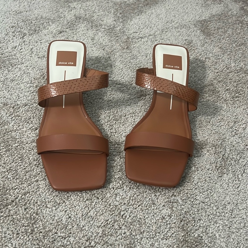 DOLCE VITA  
Bertie Womens Slide